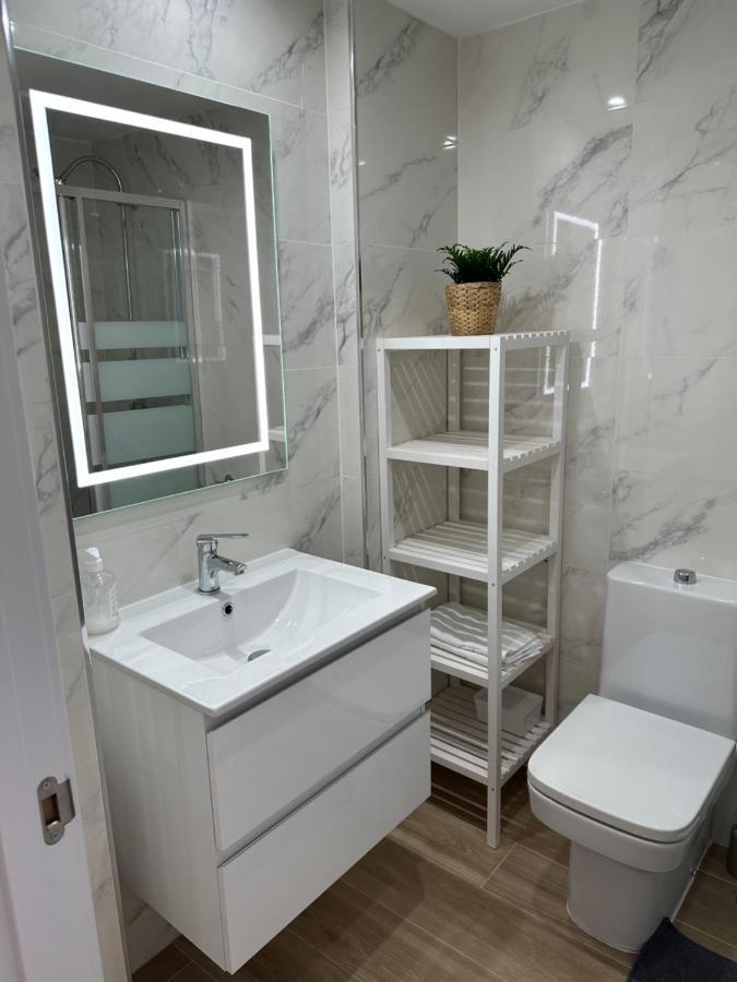 Estudio Primera Linea De Playa Benalmádena